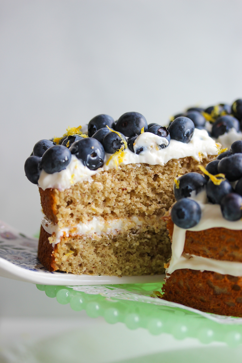 Blueberry and yoghurt cake