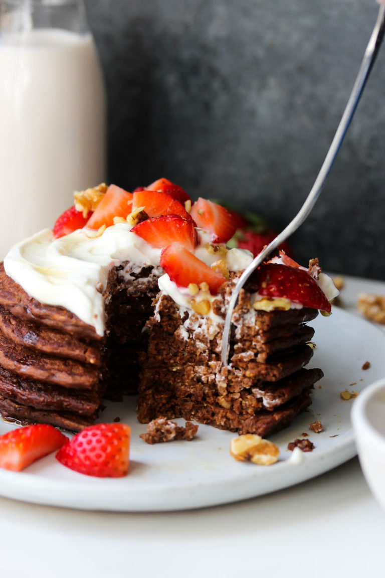 Flourless Blender Chocolate Pancakes Dishing Out Health