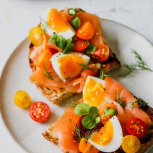 Smoked Salmon Niçoise Toast