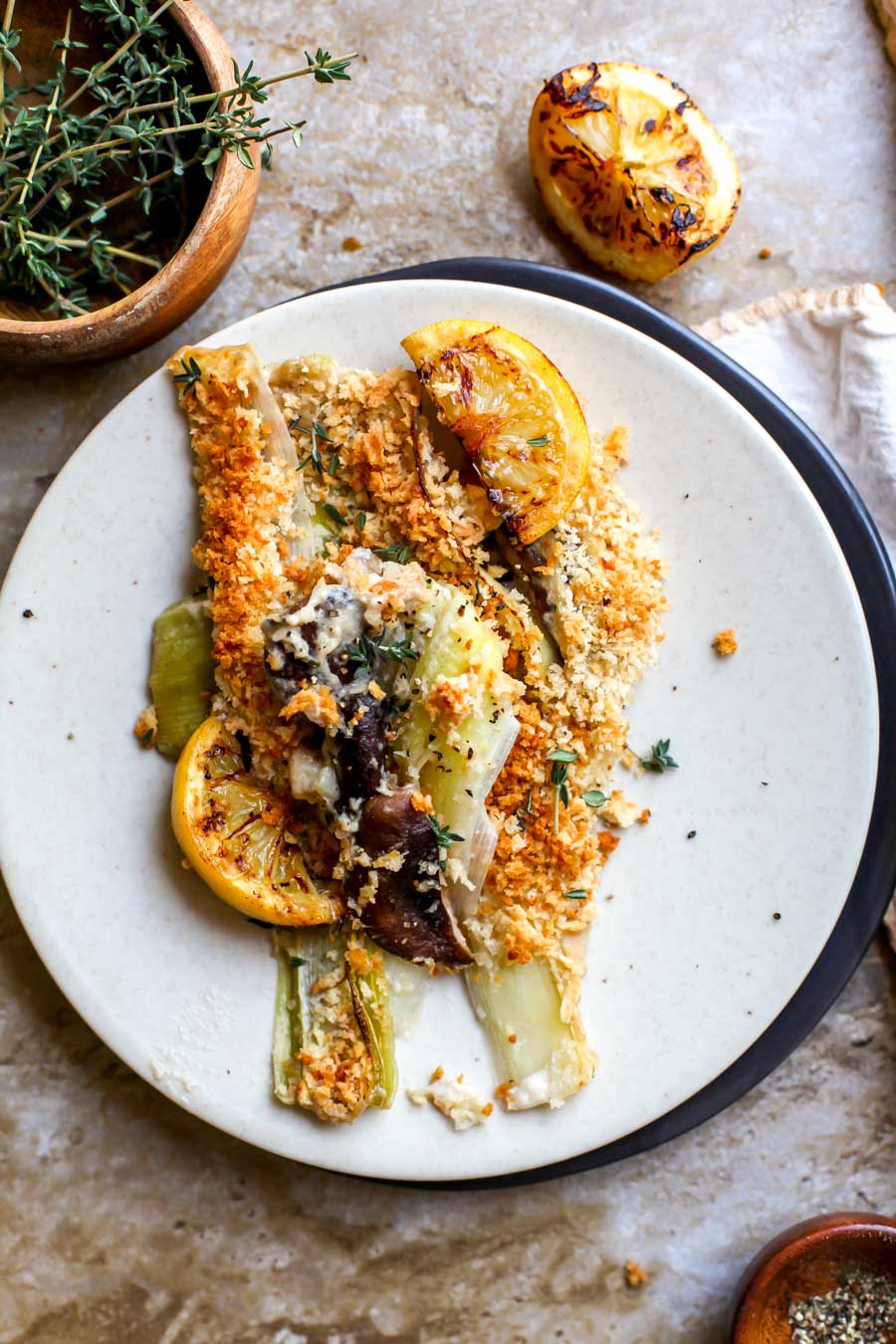 https://dishingouthealth.com/wp-content/uploads/2019/05/LeekMushroomGratin4.jpg