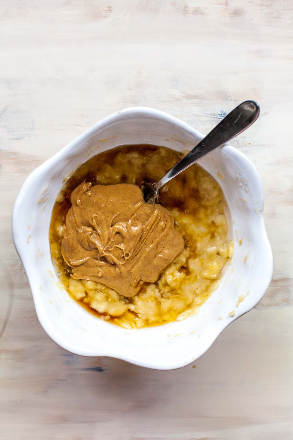 Banana, Peanut Butter and Oat Protein Bars Dishing Out Health