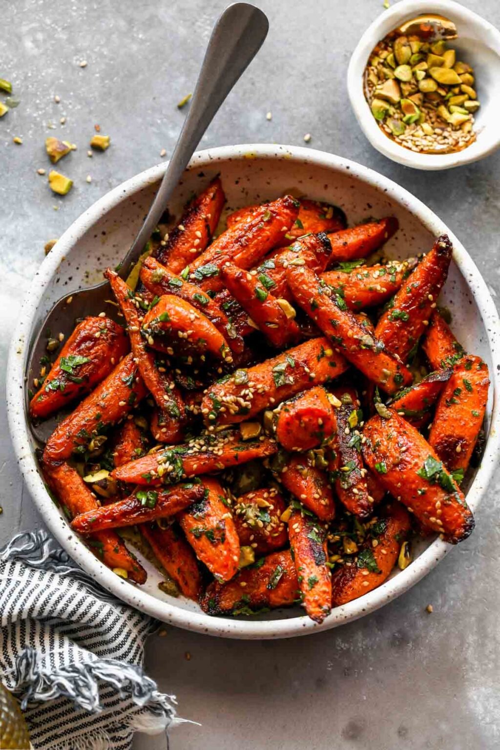 Coriander Roasted Carrots with Parsley and Pistachios Dishing Out Health